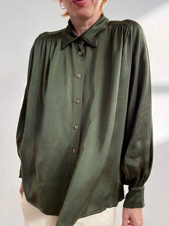 CAMICIA CRISTIANA SATIN VERDE MILI;CAMICIA CRISTIANA SATIN VERDE MILI;CAMICIA CRISTIANA SATIN VERDE MILI;CAMICIA CRISTIANA SATIN VERDE MILI;CAMICIA CRISTIANA SATIN VERDE MILI;CAMICIA CRISTIANA SATIN VERDE MILI;CAMICIA CRISTIANA SATIN VERDE MILI;CAMICIA CRISTIANA SATIN VERDE MILI