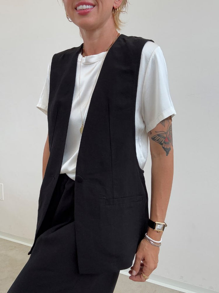 GILET ALICE LINO VISCOSA NERO;GILET ALICE LINO VISCOSA NERO;GILET ALICE LINO VISCOSA NERO;GILET ALICE LINO VISCOSA NERO;GILET ALICE LINO VISCOSA NERO;GILET ALICE LINO VISCOSA NERO;GILET ALICE LINO VISCOSA NERO;GILET ALICE LINO VISCOSA NERO