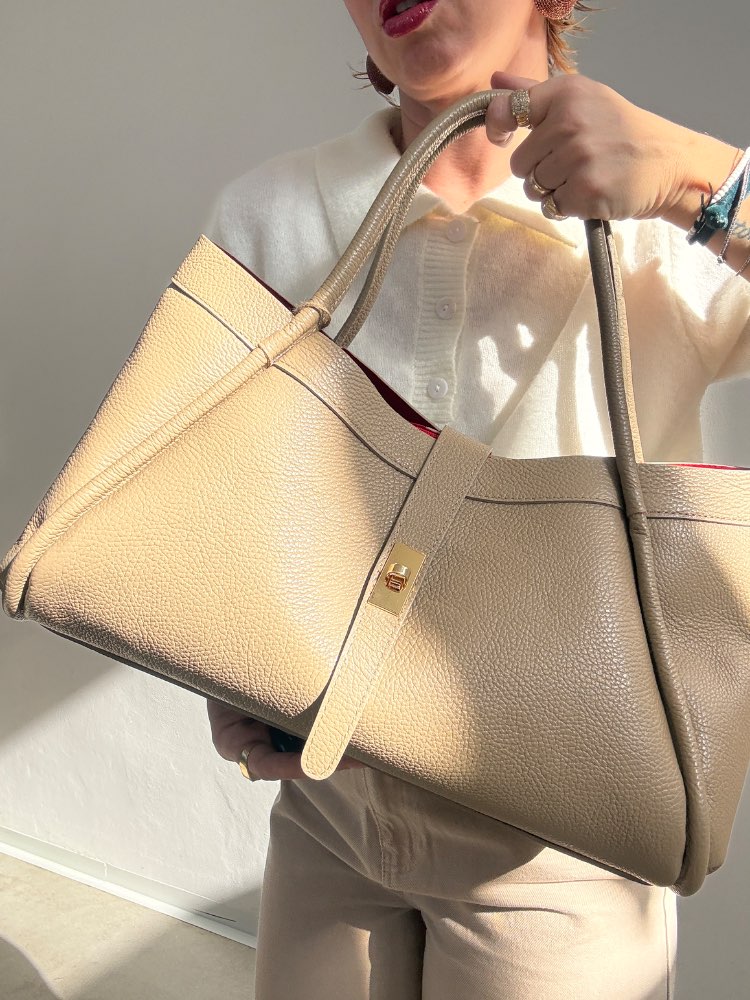 BORSA VALE MARTELLATA BEIGE;BORSA VALE MARTELLATA BEIGE;BORSA VALE MARTELLATA BEIGE;BORSA VALE MARTELLATA BEIGE;BORSA VALE MARTELLATA BEIGE;BORSA VALE MARTELLATA BEIGE;BORSA VALE MARTELLATA BEIGE;BORSA VALE MARTELLATA BEIGE;BORSA VALE MARTELLATA BEIGE;BORSA VALE MARTELLATA BEIGE;BORSA VALE MARTELLATA BEIGE;BORSA VALE MARTELLATA BEIGE