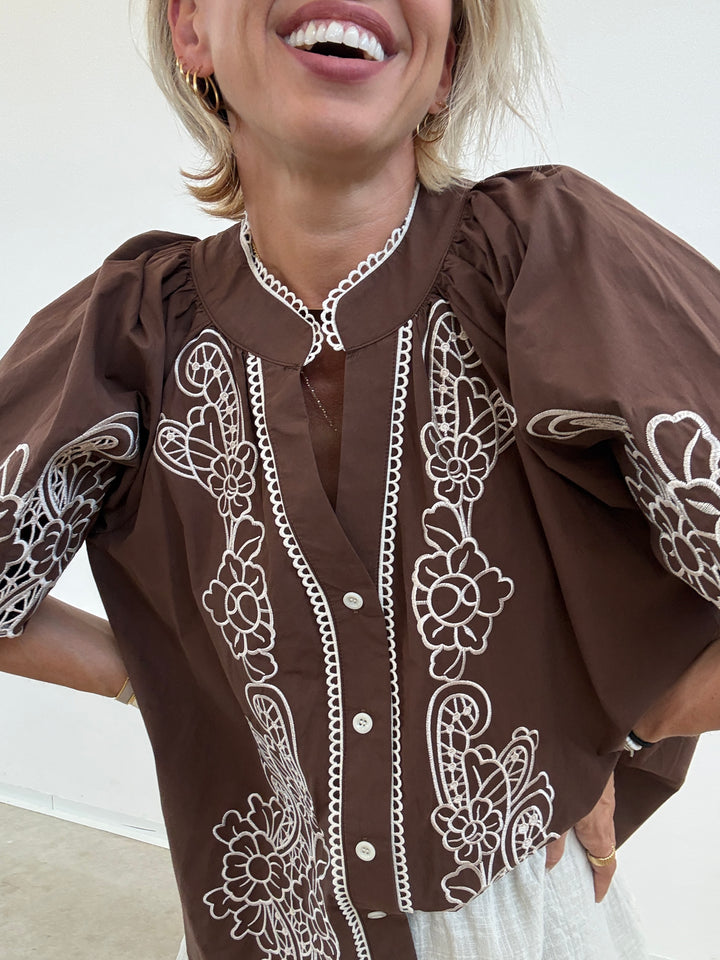 CAMICIA LUISA RICAMO MARRONE