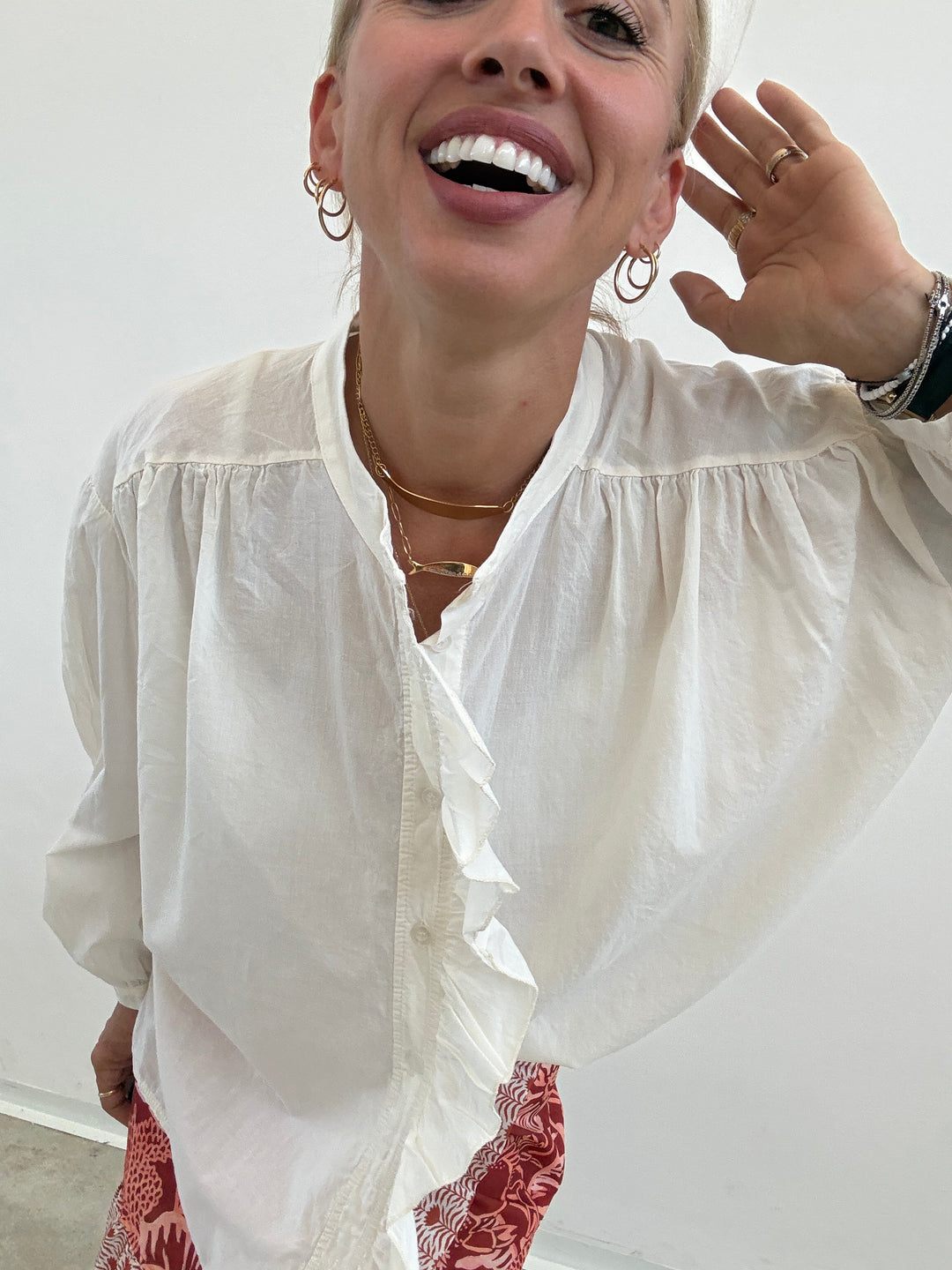 CAMICIA MUSSOLA LATTE ROUCHES