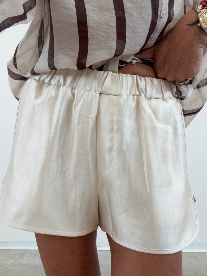 SHORTS LUCREZIA PANNA