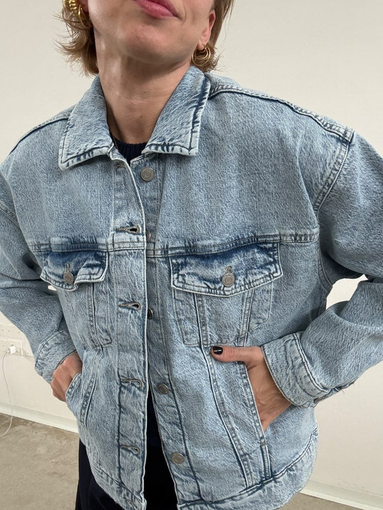 GIUBBINO TERESA DENIM LIGHTWASH;GIUBBINO TERESA DENIM LIGHTWASH;GIUBBINO TERESA DENIM LIGHTWASH;GIUBBINO TERESA DENIM LIGHTWASH;GIUBBINO TERESA DENIM LIGHTWASH;GIUBBINO TERESA DENIM LIGHTWASH;GIUBBINO TERESA DENIM LIGHTWASH;GIUBBINO TERESA DENIM LIGHTWASH;GIUBBINO TERESA DENIM LIGHTWASH;GIUBBINO TERESA DENIM LIGHTWASH;GIUBBINO TERESA DENIM LIGHTWASH;GIUBBINO TERESA DENIM LIGHTWASH