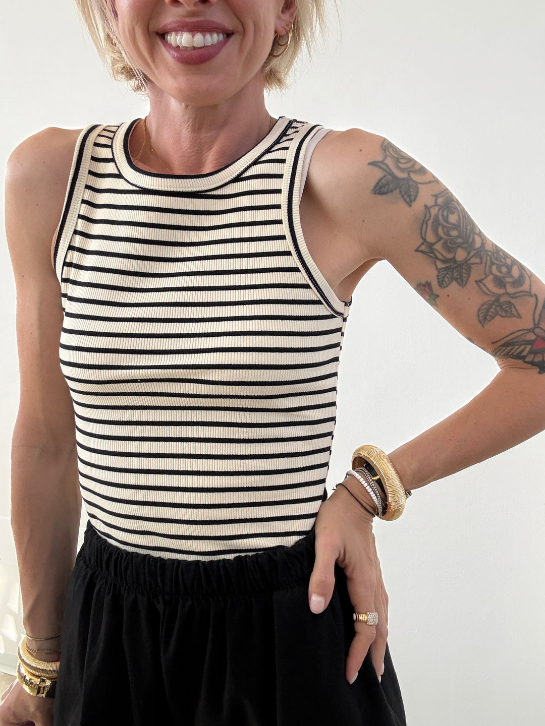 TOP CROP RIGHE NERO