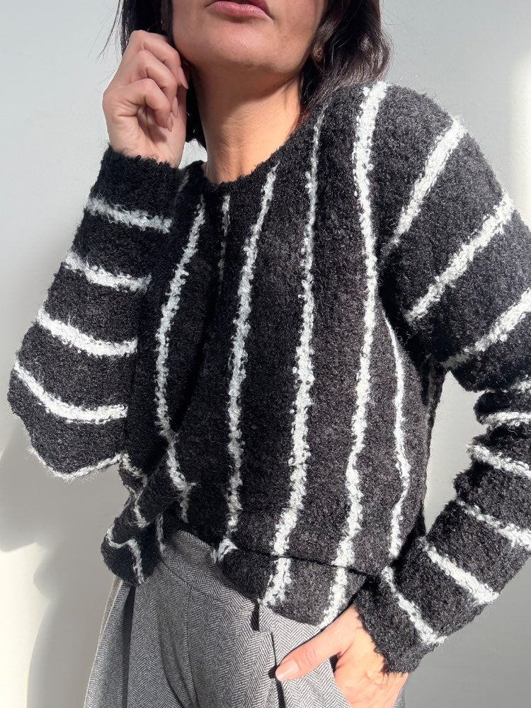 PULL ALESSIA RIGHE NERO/PANNA;PULL ALESSIA RIGHE NERO/PANNA;PULL ALESSIA RIGHE NERO/PANNA;PULL ALESSIA RIGHE NERO/PANNA;PULL ALESSIA RIGHE NERO/PANNA