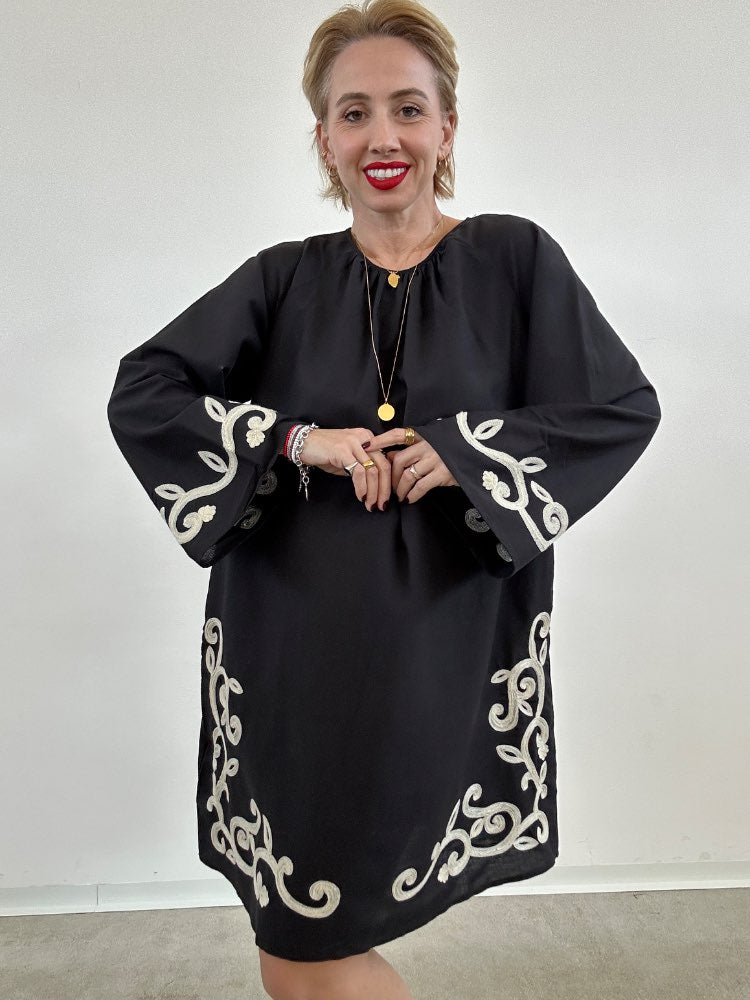 ABITO POLINA RICAMO NERO;ABITO POLINA RICAMO NERO;ABITO POLINA RICAMO NERO;ABITO POLINA RICAMO NERO;ABITO POLINA RICAMO NERO;ABITO POLINA RICAMO NERO;ABITO POLINA RICAMO NERO;ABITO POLINA RICAMO NERO;ABITO POLINA RICAMO NERO