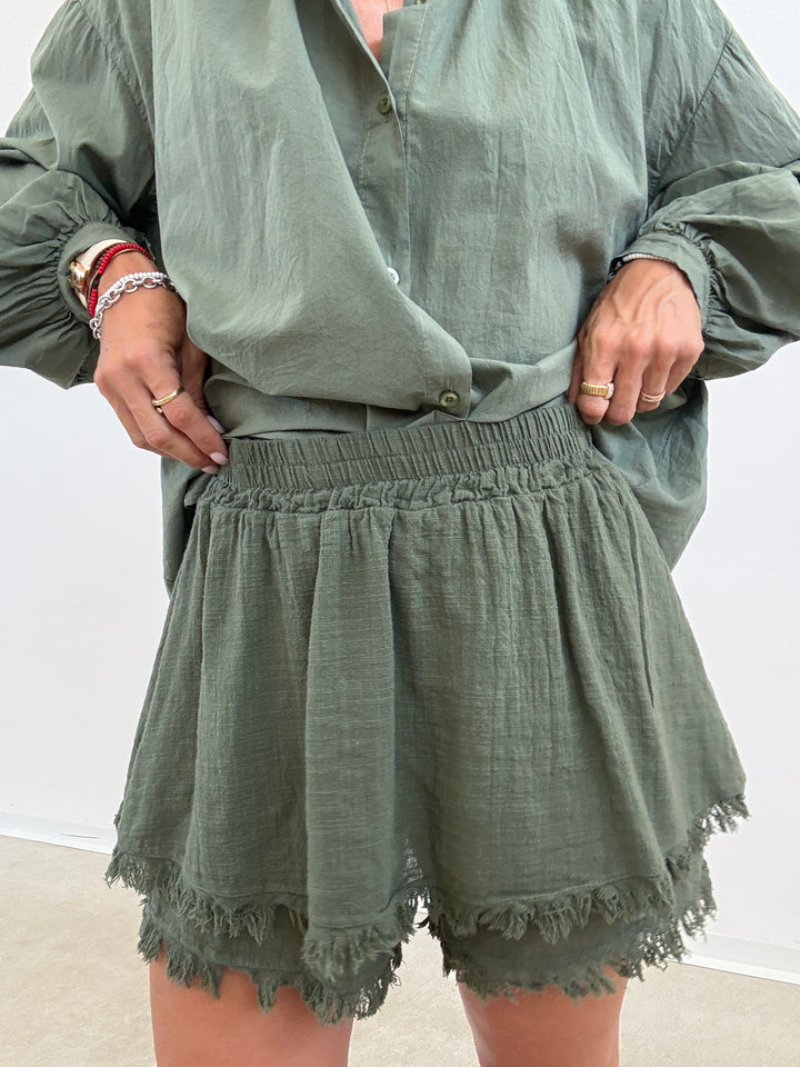 SHORTS GARZA MILI
