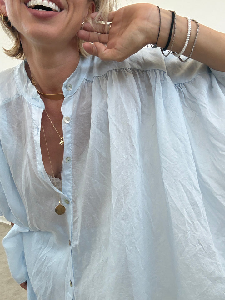 CAMICIA SCATOLA ORGANZA CELESTE
