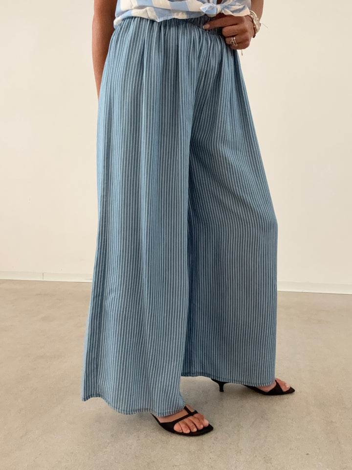 PANTA RIGHE EFFETTO DENIM CHIARO