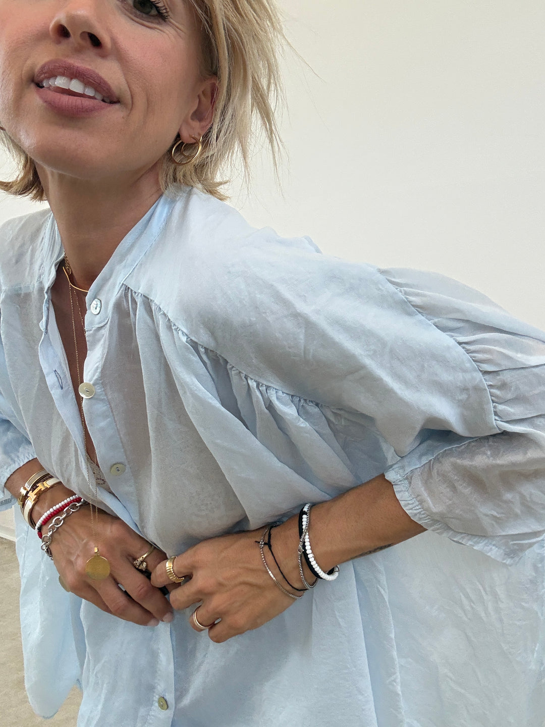 CAMICIA SCATOLA ORGANZA CELESTE