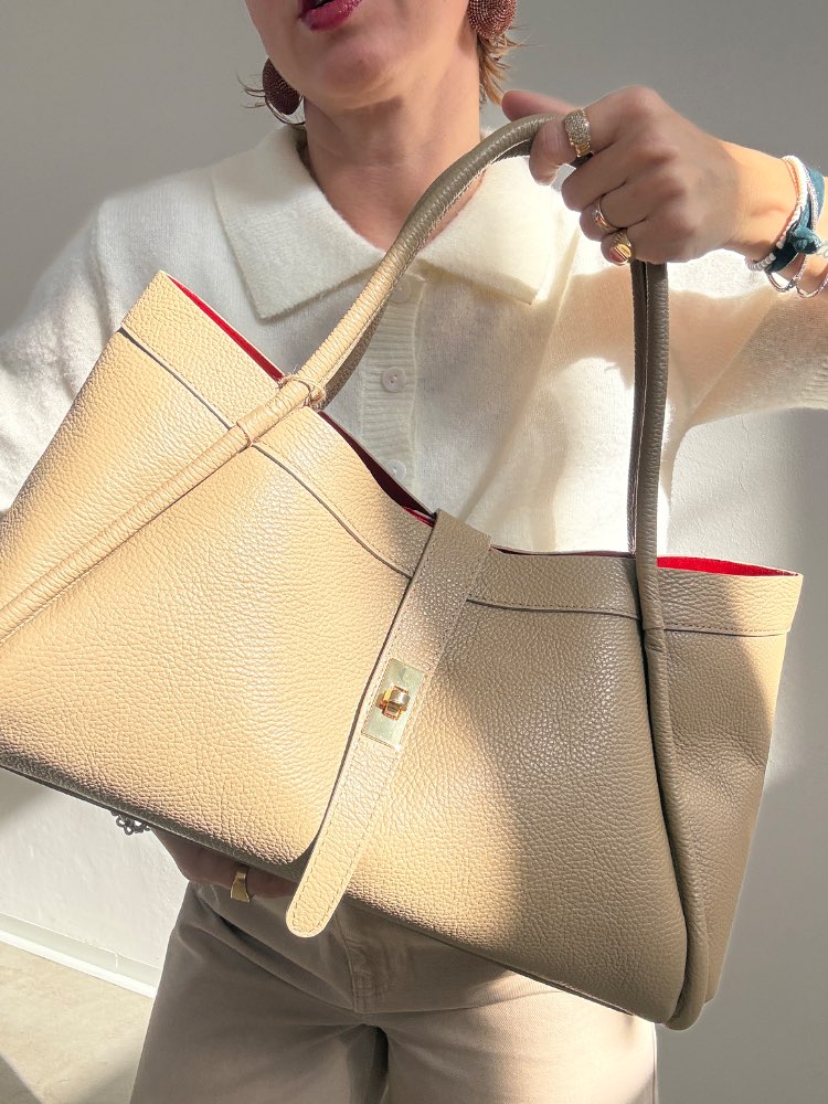 BORSA VALE MARTELLATA BEIGE;BORSA VALE MARTELLATA BEIGE;BORSA VALE MARTELLATA BEIGE;BORSA VALE MARTELLATA BEIGE;BORSA VALE MARTELLATA BEIGE;BORSA VALE MARTELLATA BEIGE;BORSA VALE MARTELLATA BEIGE;BORSA VALE MARTELLATA BEIGE;BORSA VALE MARTELLATA BEIGE;BORSA VALE MARTELLATA BEIGE;BORSA VALE MARTELLATA BEIGE;BORSA VALE MARTELLATA BEIGE