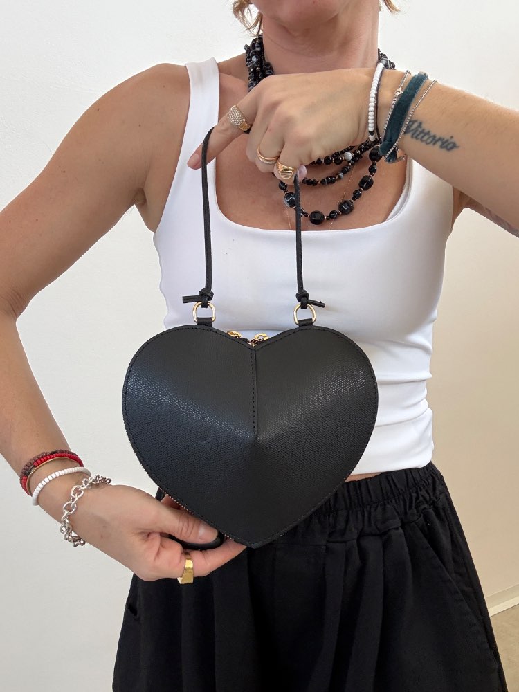 TRACOLLA CUORE NERO;TRACOLLA CUORE NERO;TRACOLLA CUORE NERO;TRACOLLA CUORE NERO;TRACOLLA CUORE NERO