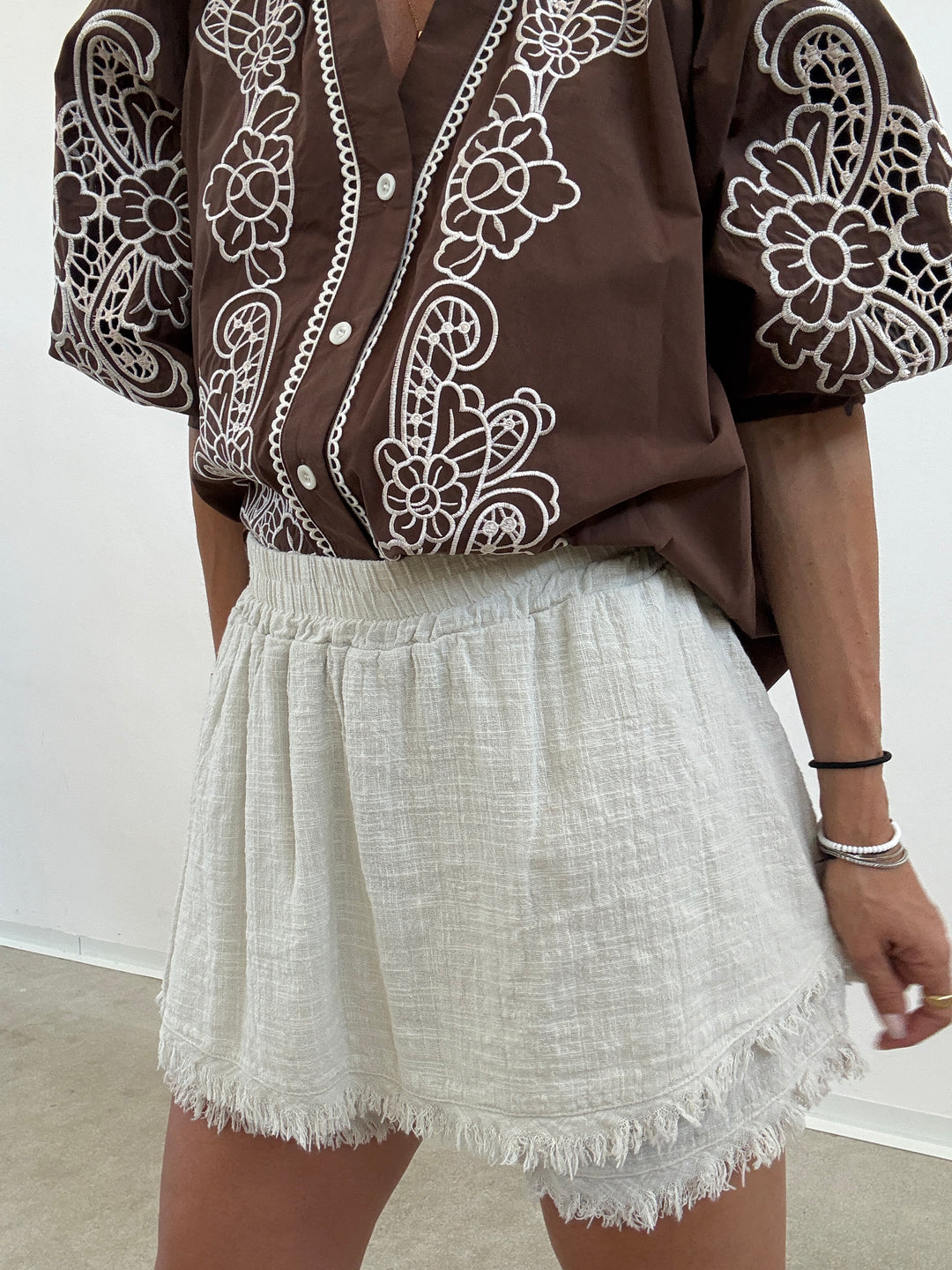 SHORTS GARZA AVORIO