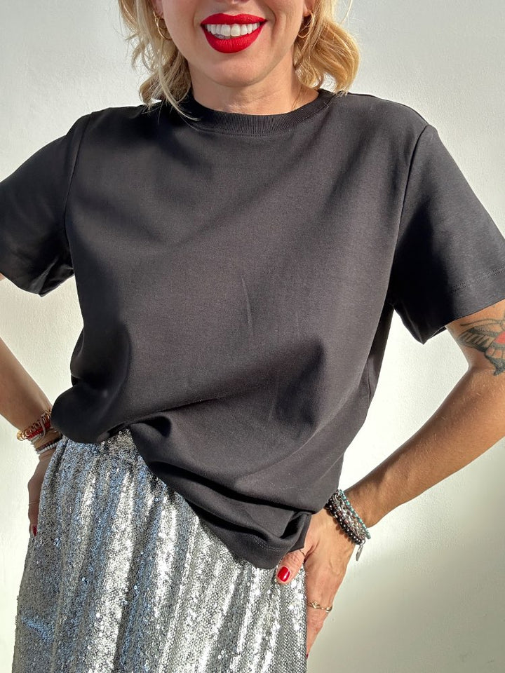 TSHIRT NAIMA NERA;TSHIRT NAIMA NERA;TSHIRT NAIMA NERA;TSHIRT NAIMA NERA;TSHIRT NAIMA NERA;TSHIRT NAIMA NERA;TSHIRT NAIMA NERA