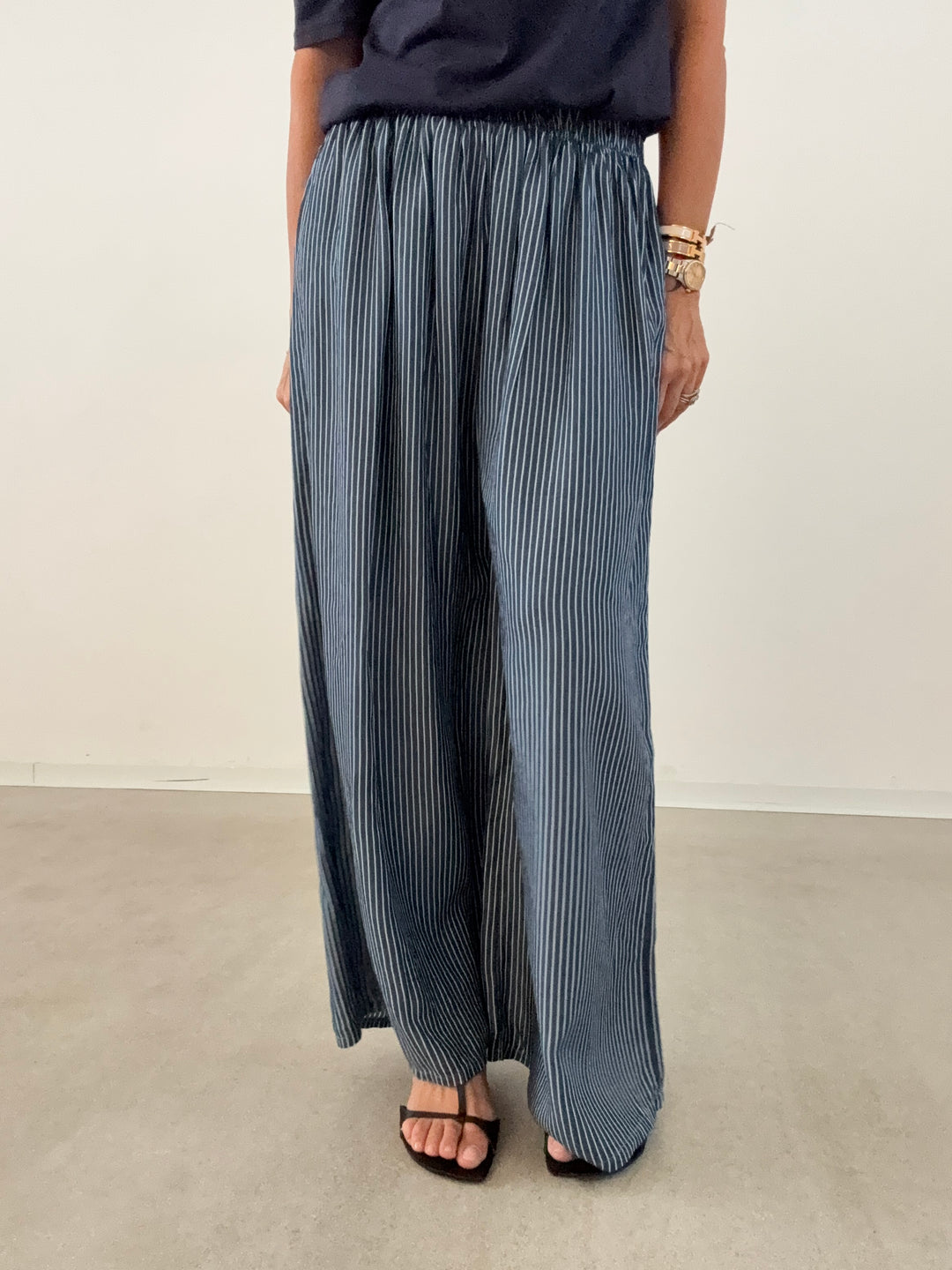 PANTA RIGHE EFFETTO DENIM SCURO