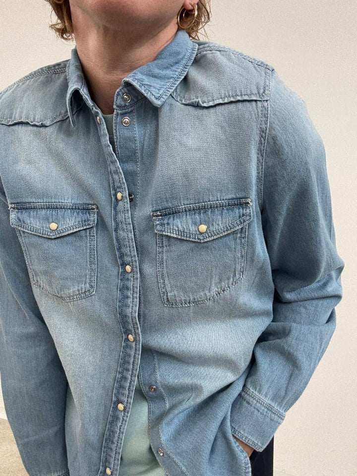 CAMICIA MARIA DENIM LIGHT BLUE;CAMICIA MARIA DENIM LIGHT BLUE;CAMICIA MARIA DENIM LIGHT BLUE;CAMICIA MARIA DENIM LIGHT BLUE;CAMICIA MARIA DENIM LIGHT BLUE;CAMICIA MARIA DENIM LIGHT BLUE;CAMICIA MARIA DENIM LIGHT BLUE;CAMICIA MARIA DENIM LIGHT BLUE;CAMICIA MARIA DENIM LIGHT BLUE;CAMICIA MARIA DENIM LIGHT BLUE;CAMICIA MARIA DENIM LIGHT BLUE