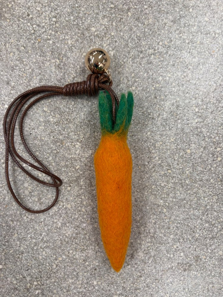 CHARM CAROTA;CHARM CAROTA;CHARM CAROTA;CHARM CAROTA