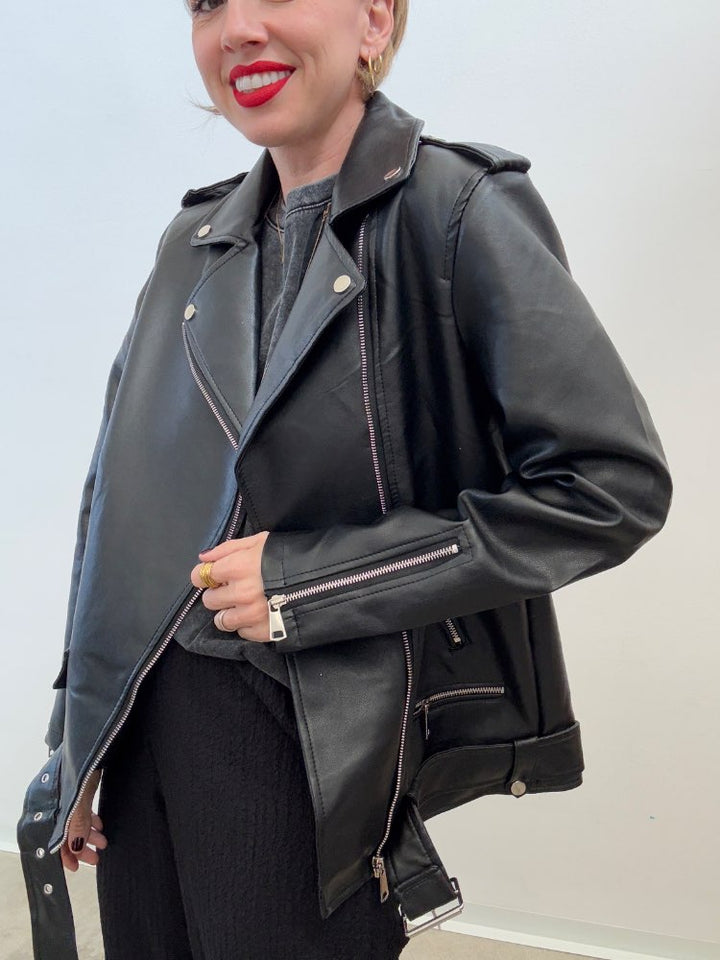 CHIODO LONDON NERO;CHIODO LONDON NERO;CHIODO LONDON NERO;CHIODO LONDON NERO;CHIODO LONDON NERO;CHIODO LONDON NERO