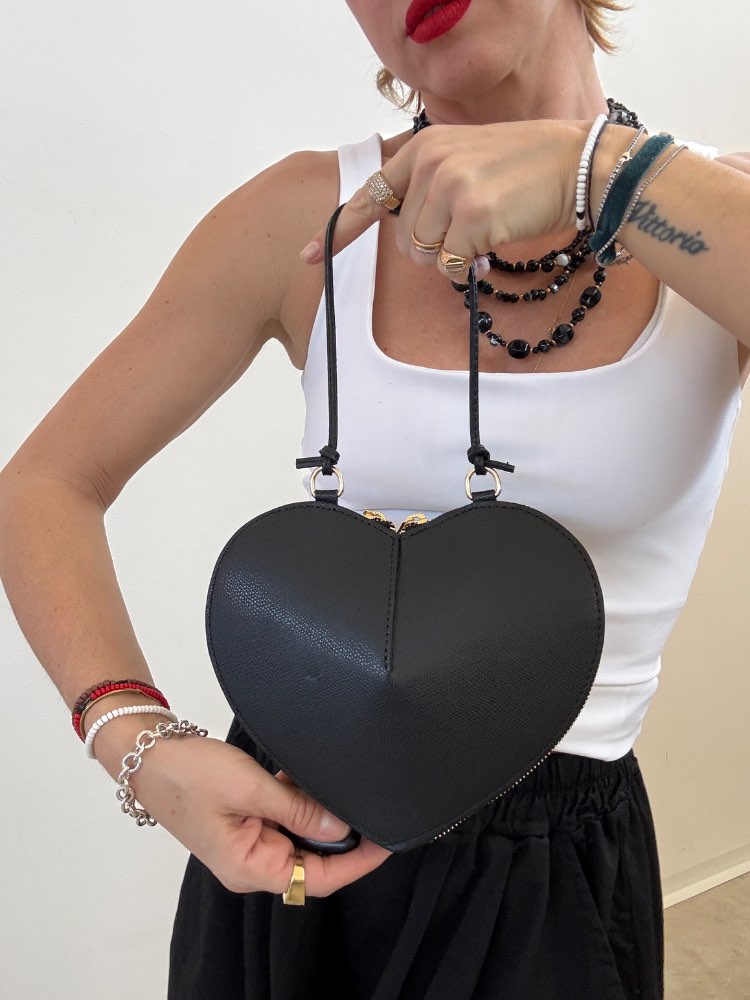 TRACOLLA CUORE NERO;TRACOLLA CUORE NERO;TRACOLLA CUORE NERO;TRACOLLA CUORE NERO;TRACOLLA CUORE NERO