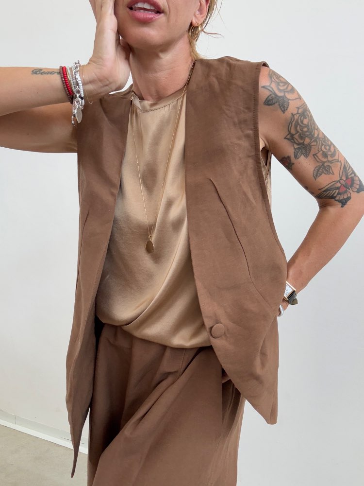 GILET ALICE LINO VISCOSA TABACCO;GILET ALICE LINO VISCOSA TABACCO;GILET ALICE LINO VISCOSA TABACCO;GILET ALICE LINO VISCOSA TABACCO;GILET ALICE LINO VISCOSA TABACCO;GILET ALICE LINO VISCOSA TABACCO;GILET ALICE LINO VISCOSA TABACCO;GILET ALICE LINO VISCOSA TABACCO;GILET ALICE LINO VISCOSA TABACCO;GILET ALICE LINO VISCOSA TABACCO;GILET ALICE LINO VISCOSA TABACCO