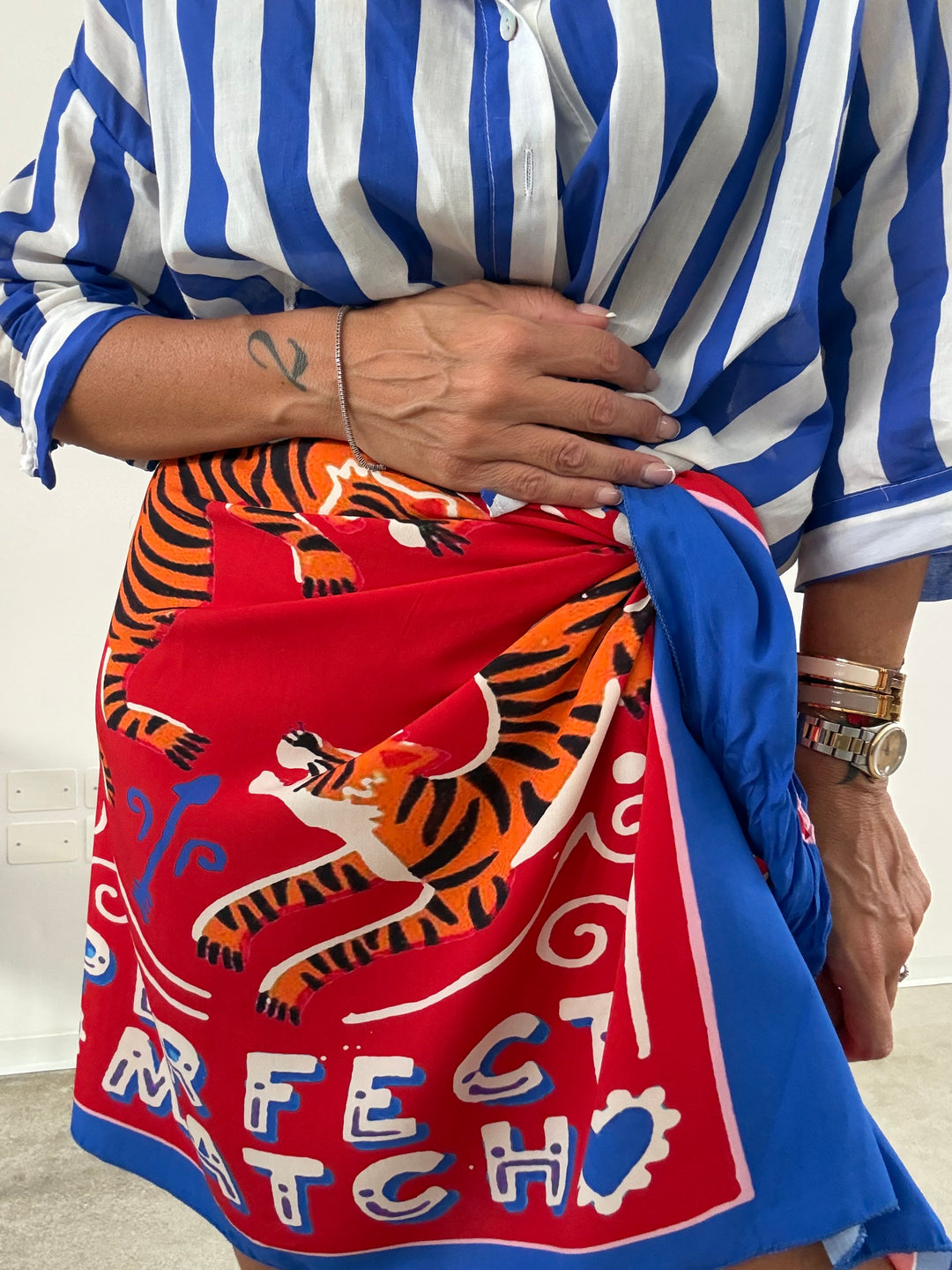 GONNA PAREO CIRCUS ROSSO