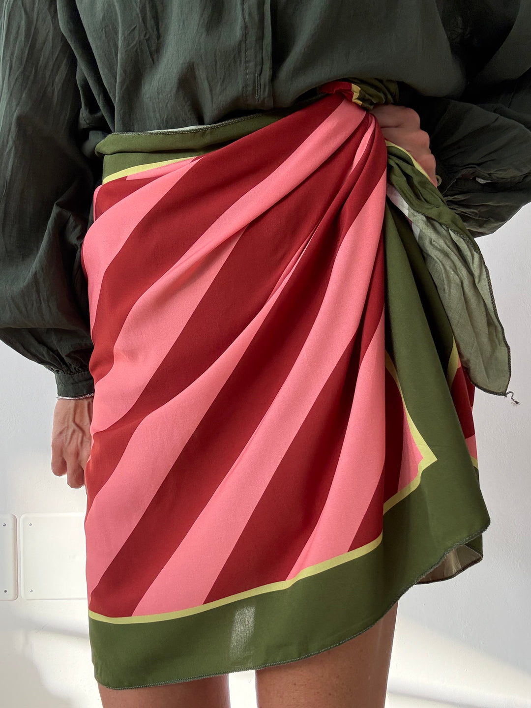 GONNA PAREO RIGHE VERDE/BORGOGNA/ROSA