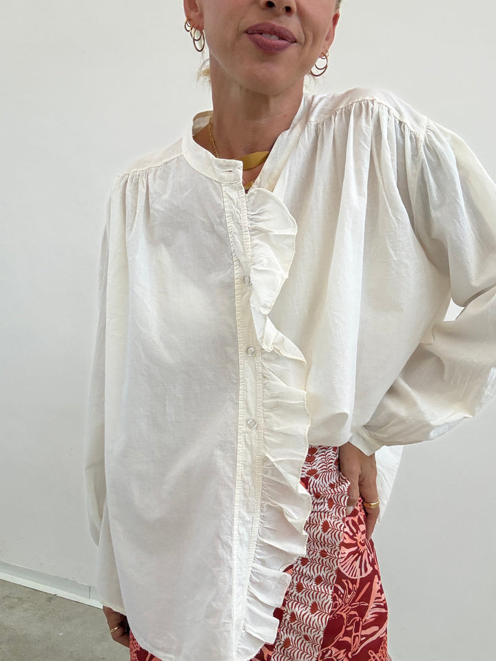 CAMICIA MUSSOLA LATTE ROUCHES
