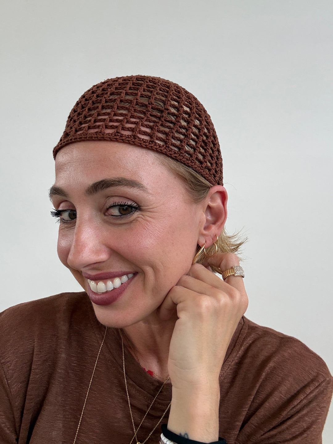 CAPPELLO UNCINETTO CIOCCOLATO