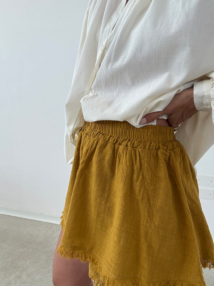 SHORTS GARZA OCRA