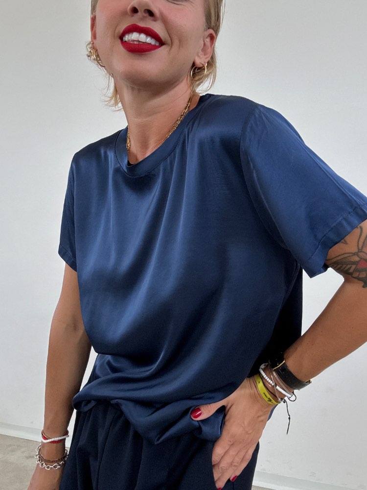 TSHIRT BETTA SATIN BLU;TSHIRT BETTA SATIN BLU;TSHIRT BETTA SATIN BLU;TSHIRT BETTA SATIN BLU;TSHIRT BETTA SATIN BLU;TSHIRT BETTA SATIN BLU;TSHIRT BETTA SATIN BLU