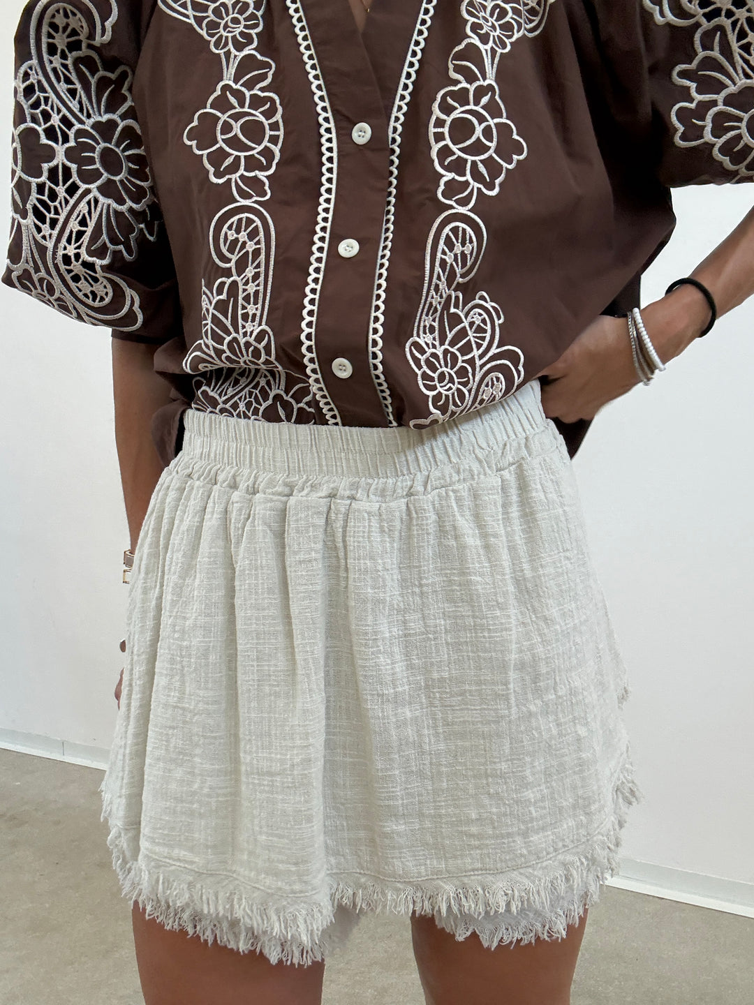 SHORTS GARZA AVORIO