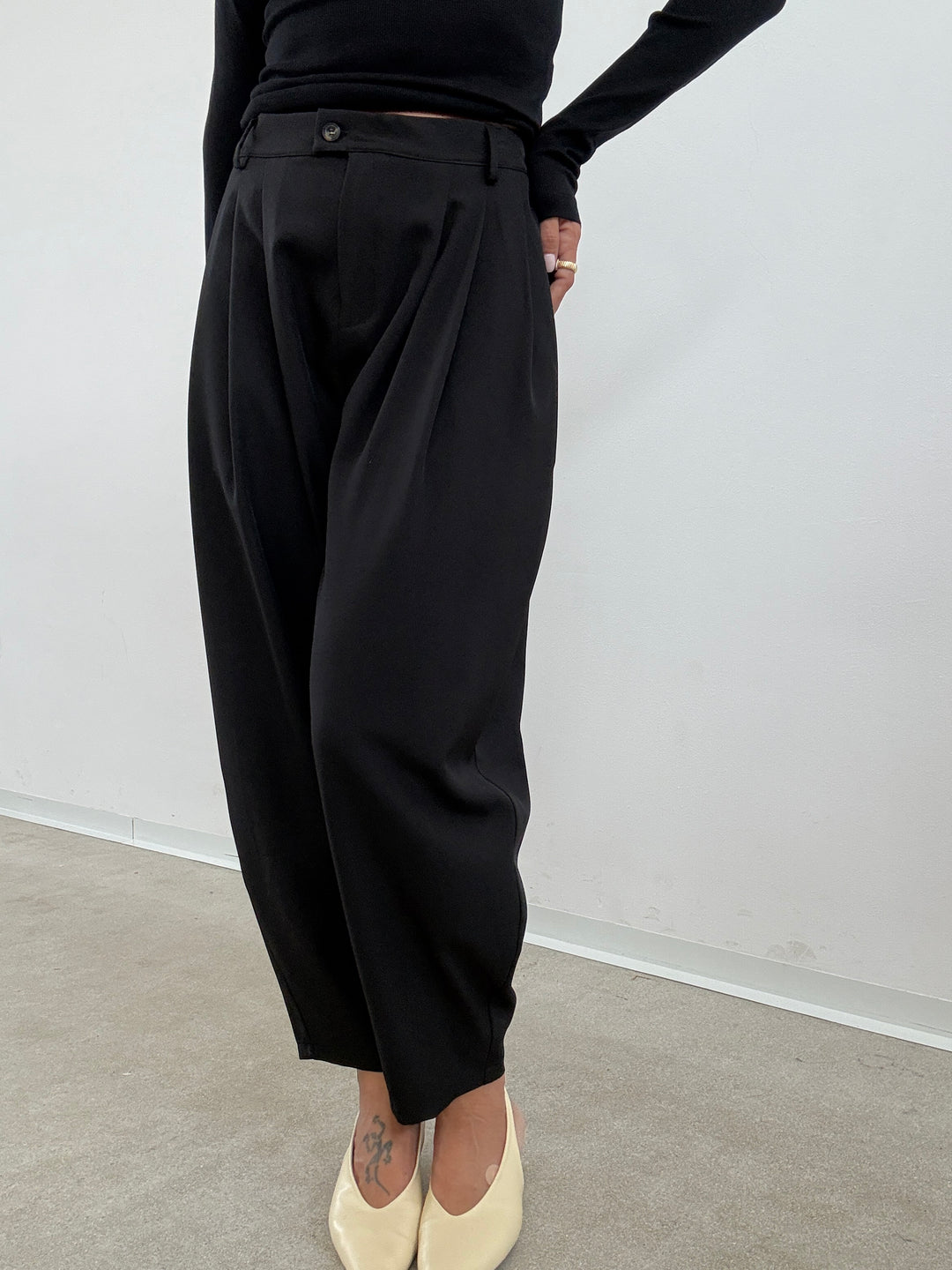 PANTALONE  OVETTO BASIC NERO