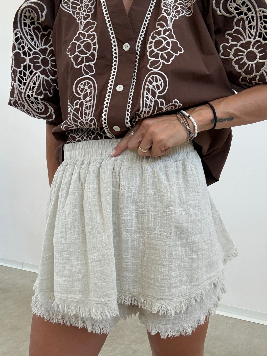 SHORTS GARZA AVORIO
