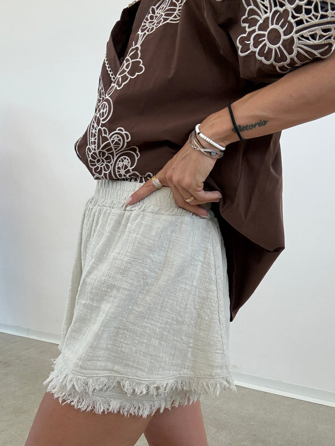SHORTS GARZA AVORIO