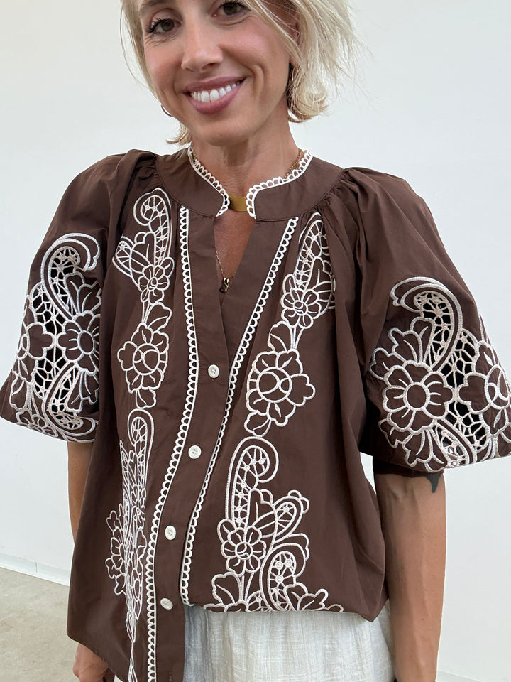 CAMICIA LUISA RICAMO MARRONE