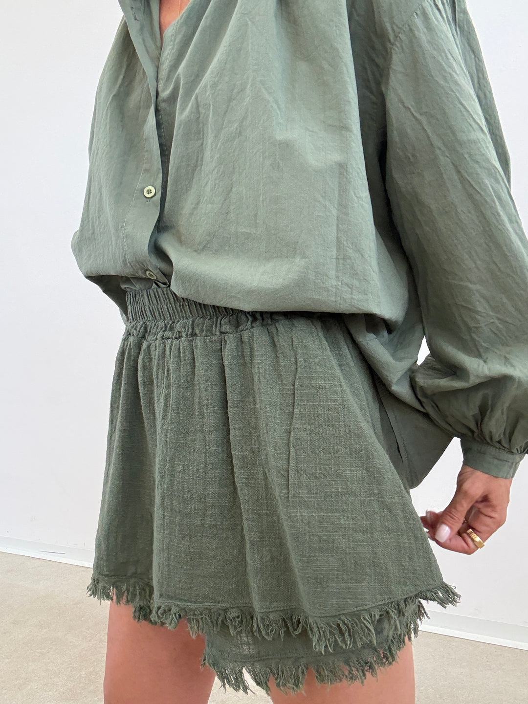 SHORTS GARZA MILI
