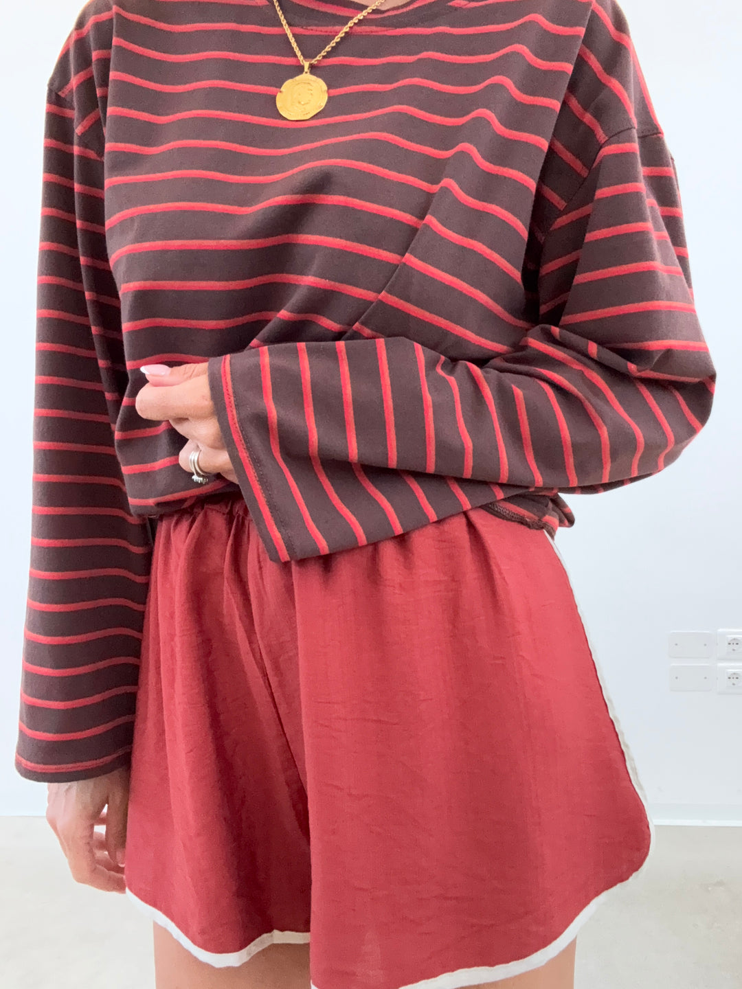 TSHIRT GILDA RIGA CIOCCO/ROSSO