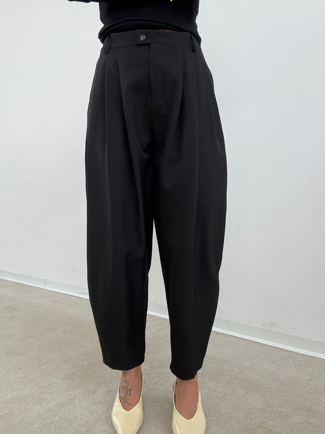 PANTALONE  OVETTO BASIC NERO