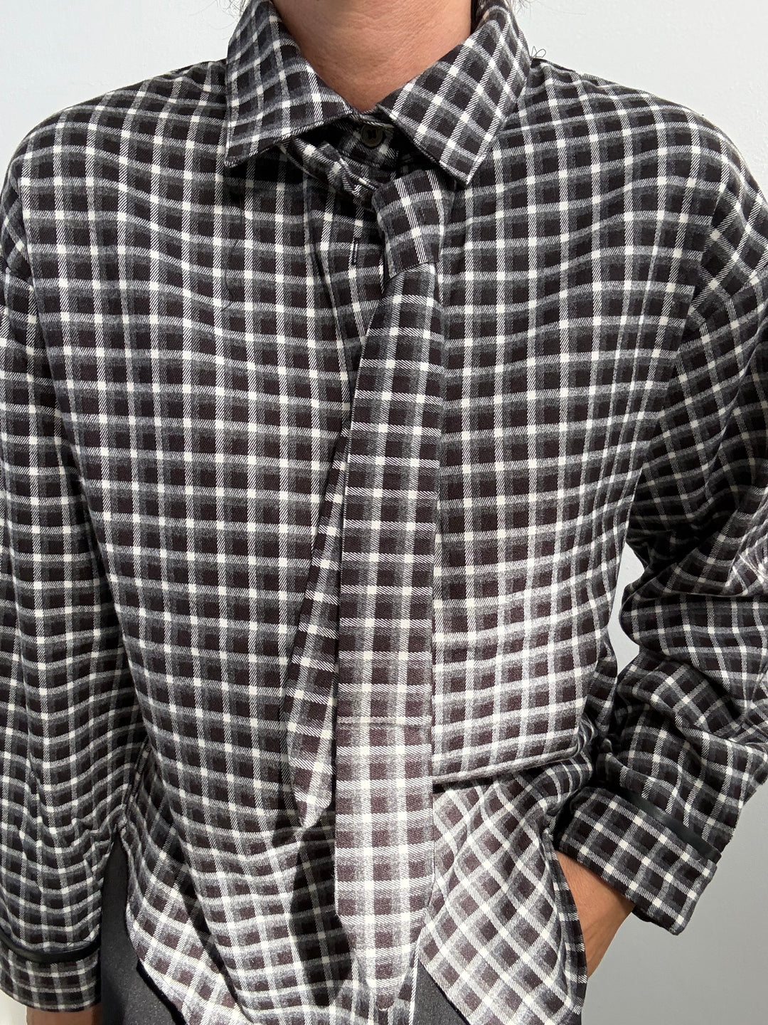 CAMICIA CRAVATTINO BIANCO/NERO
