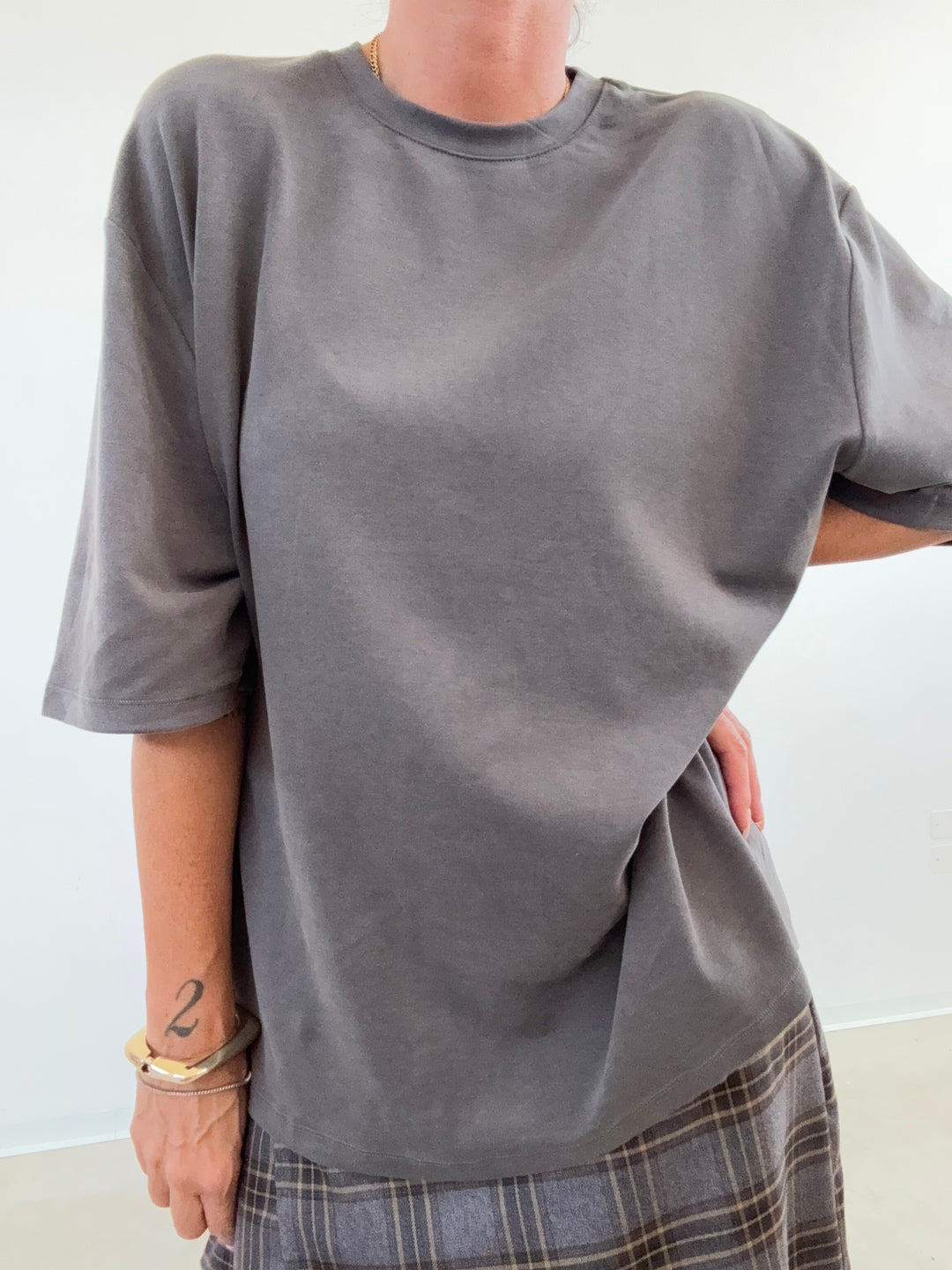 TSHIRT ANNALISA DARKGREY