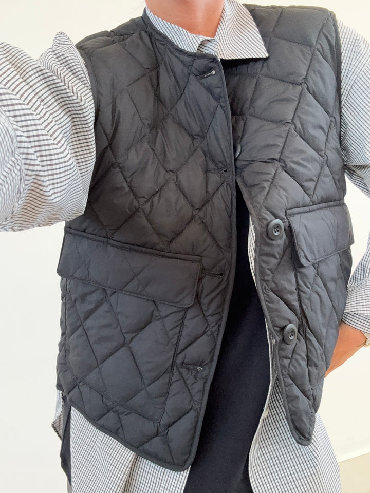 GILET TRAPUNTATO NERO