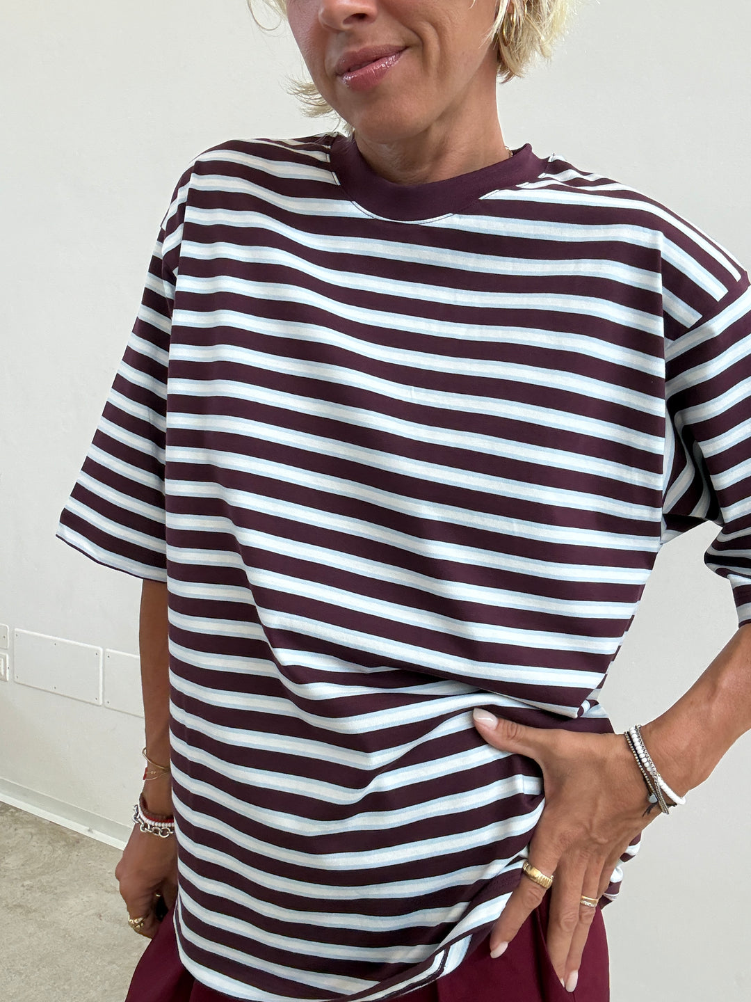 TSHIRT REA RIGA VINO/CELESTE/BIANCO