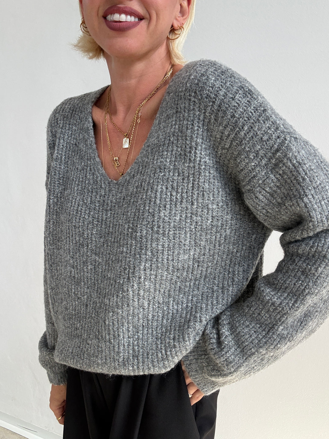 PULL MEGAN V MIDGREY