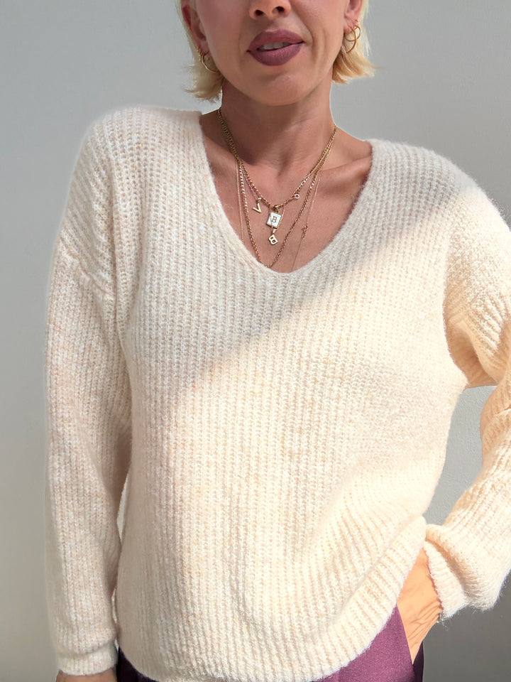PULL MEGAN V NUDE