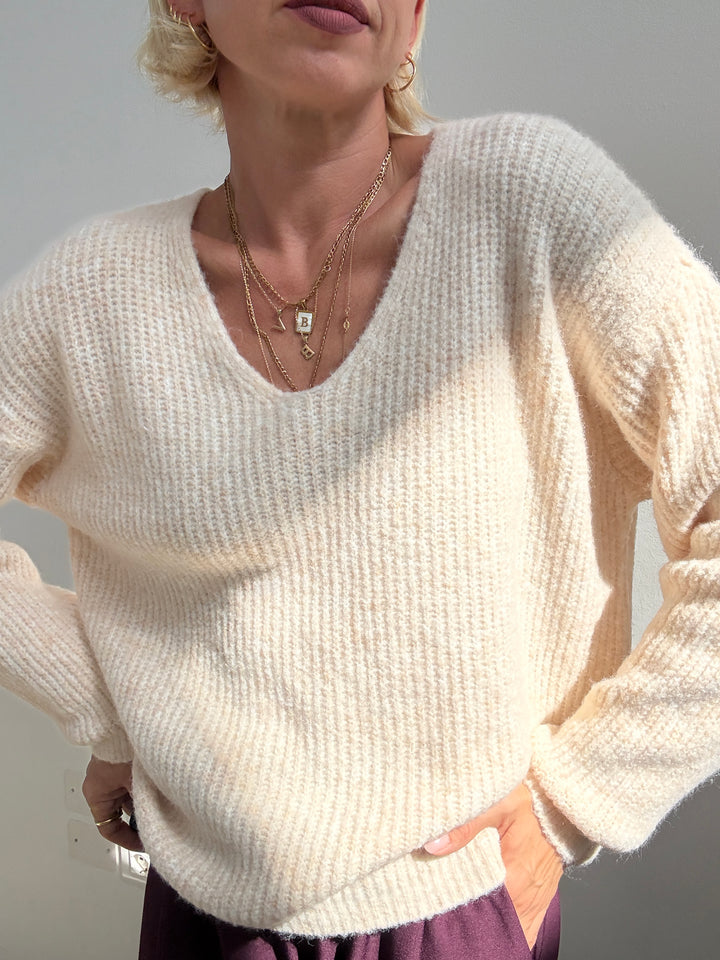 PULL MEGAN V NUDE