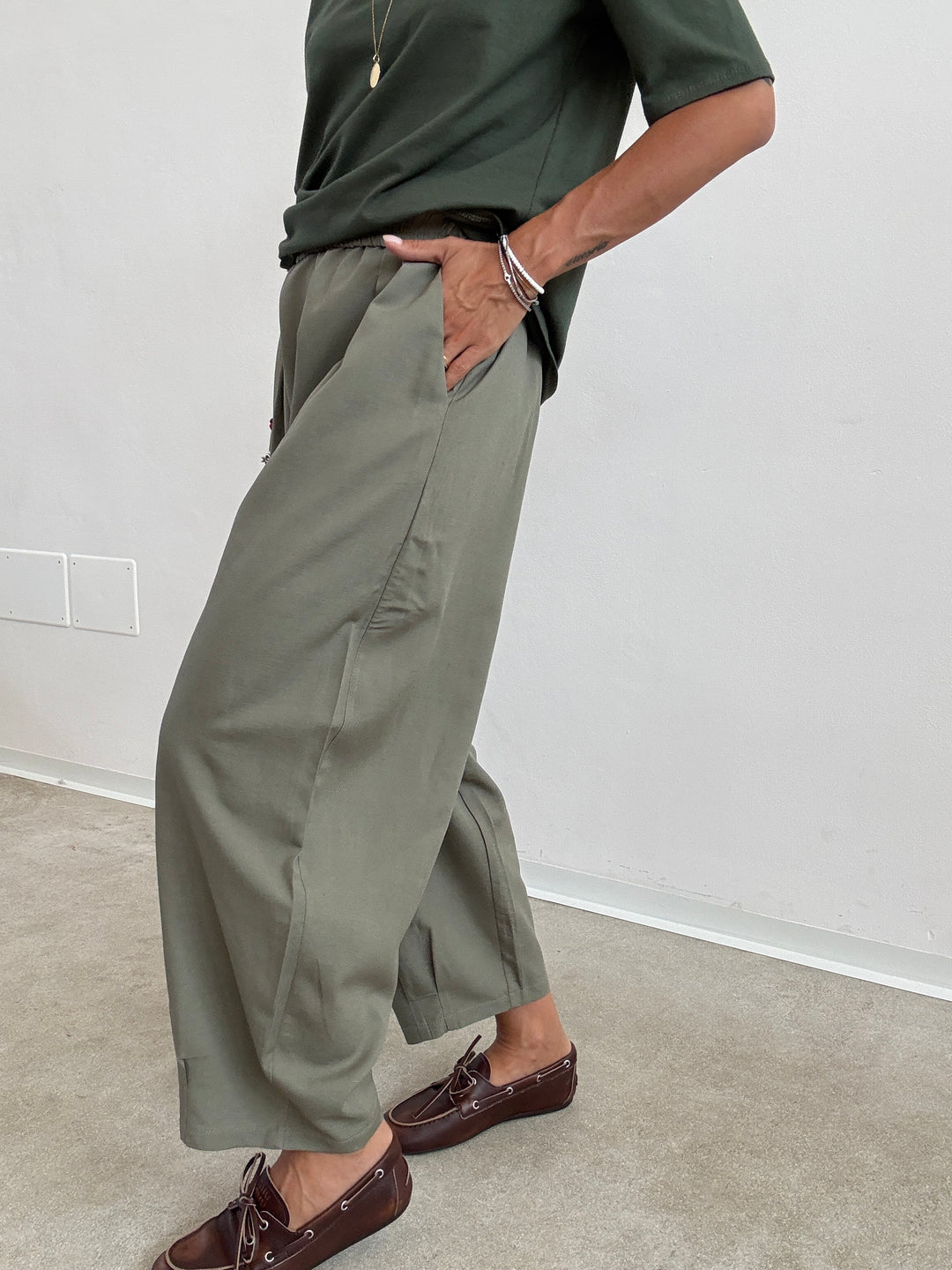 PANTA ALICE LINO VISCOSA SAGE GREEN