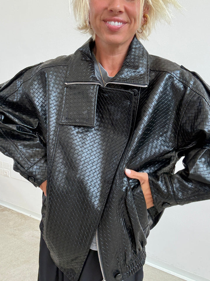 BOMBER INTRECCIATO BOTTONE NERO