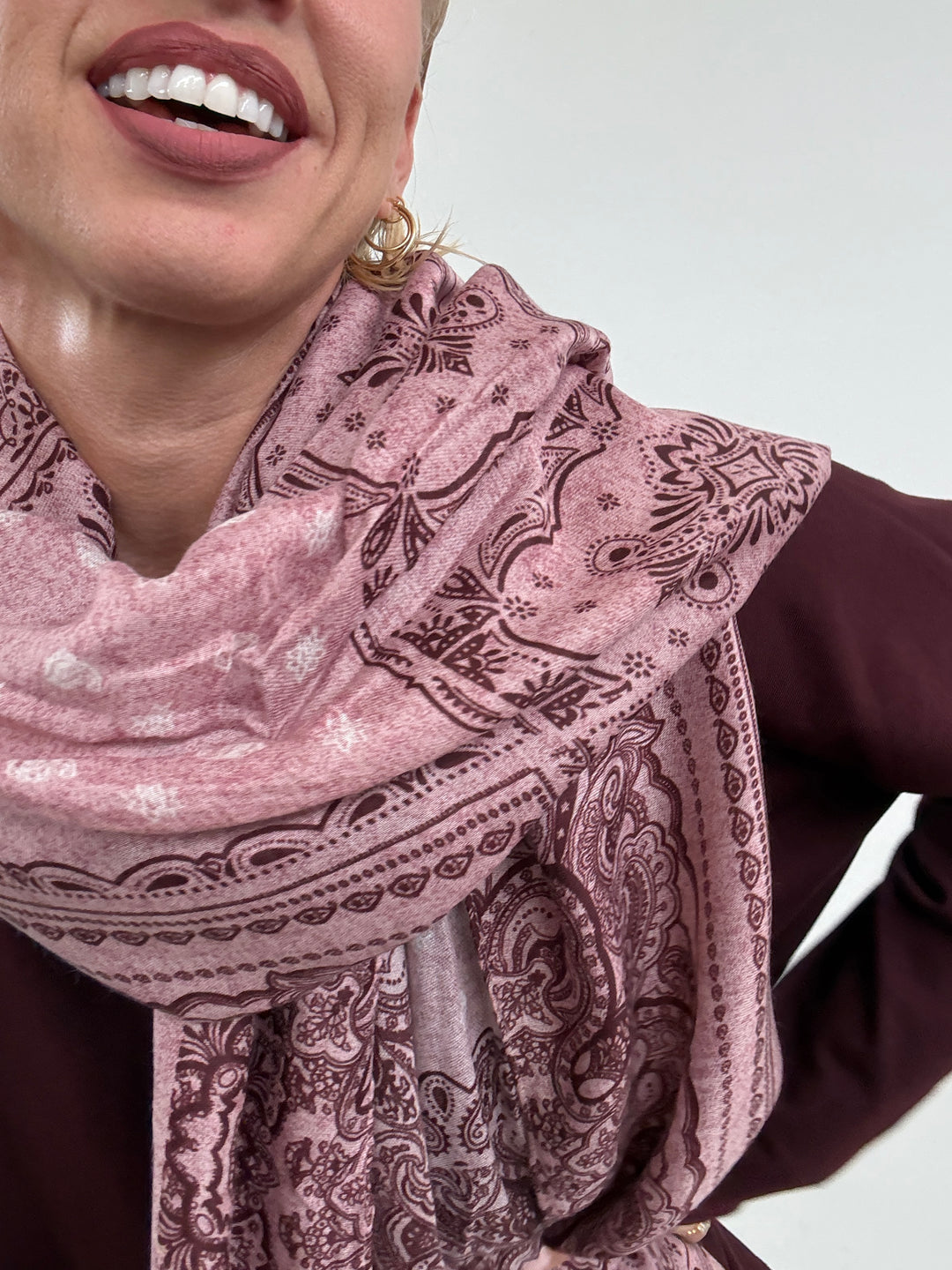 SCIARPA VISCOSA PAISLEY ROSA ANTICO