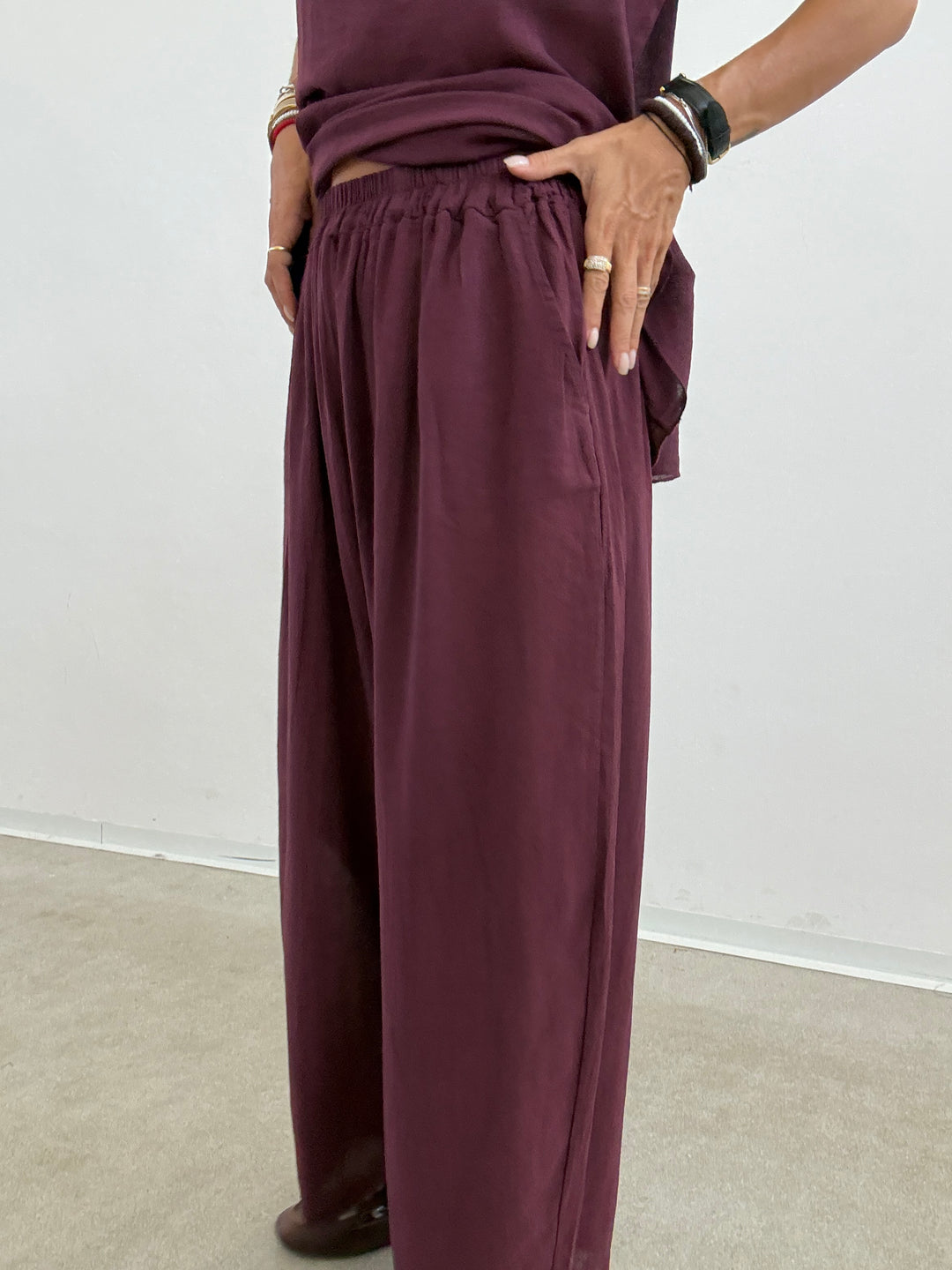 SET ALICIA OVETTO RED WINE