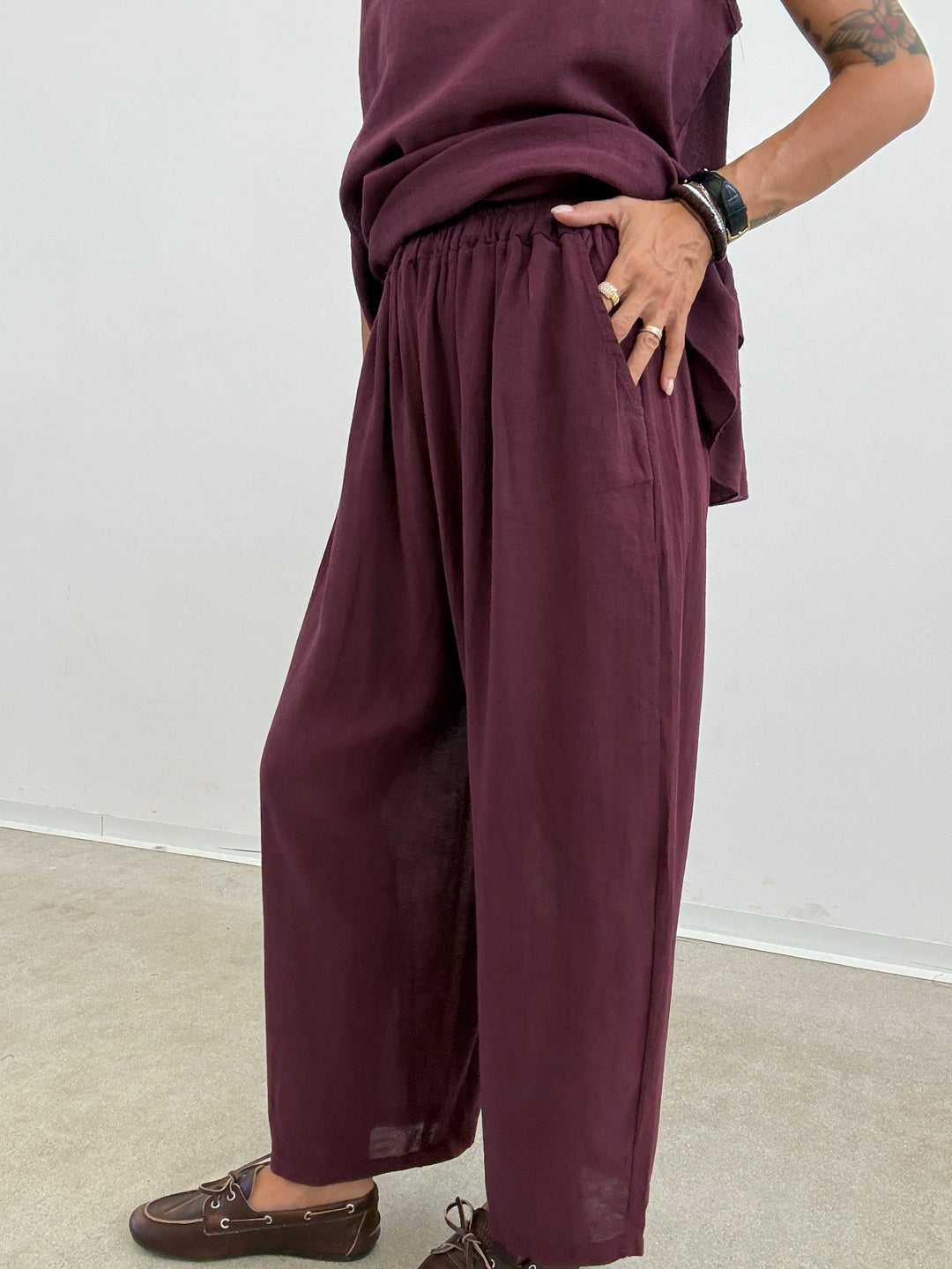 SET ALICIA OVETTO RED WINE